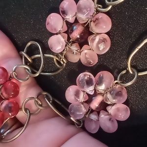 Vintage glass Flower beaded flower oval link chain necklace. Very pretty.